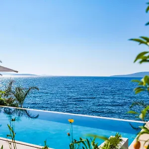 Isolina Hotel